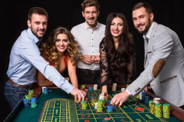 77 Reasons Why Playing for Real Money in Online Casinos is Better